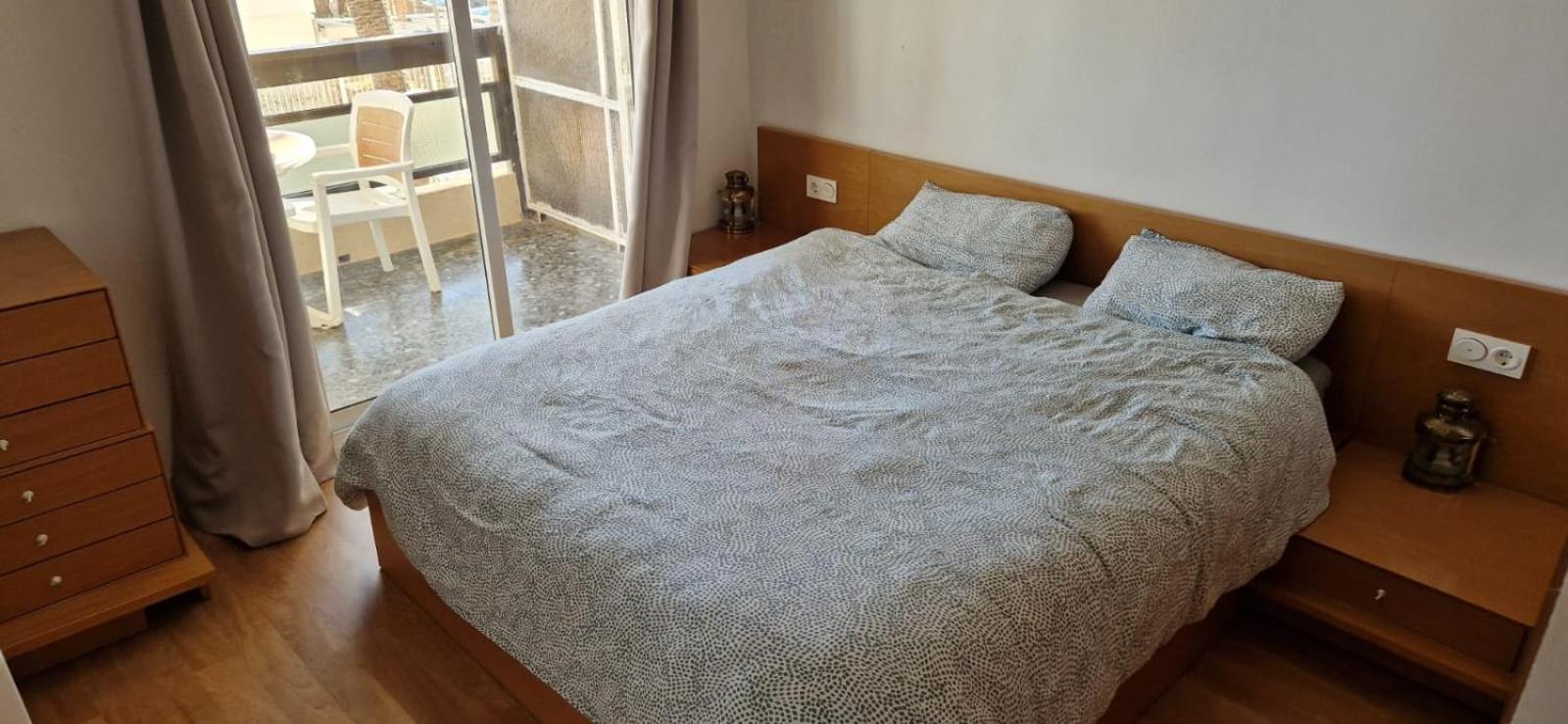 En Complejo Residencial Con Piscina