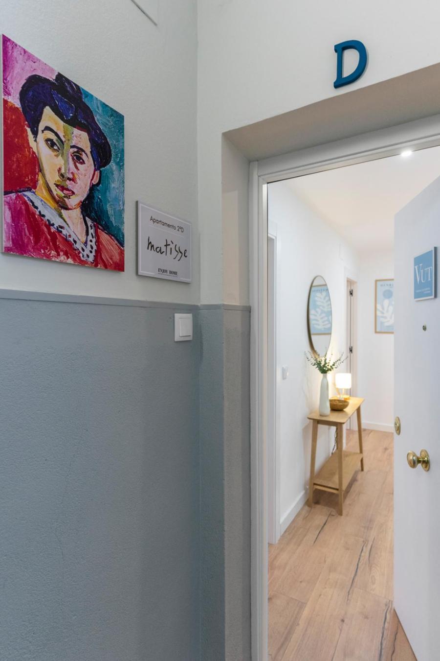 Matisse, Totalmente Reformado Y Modernista Apartamento