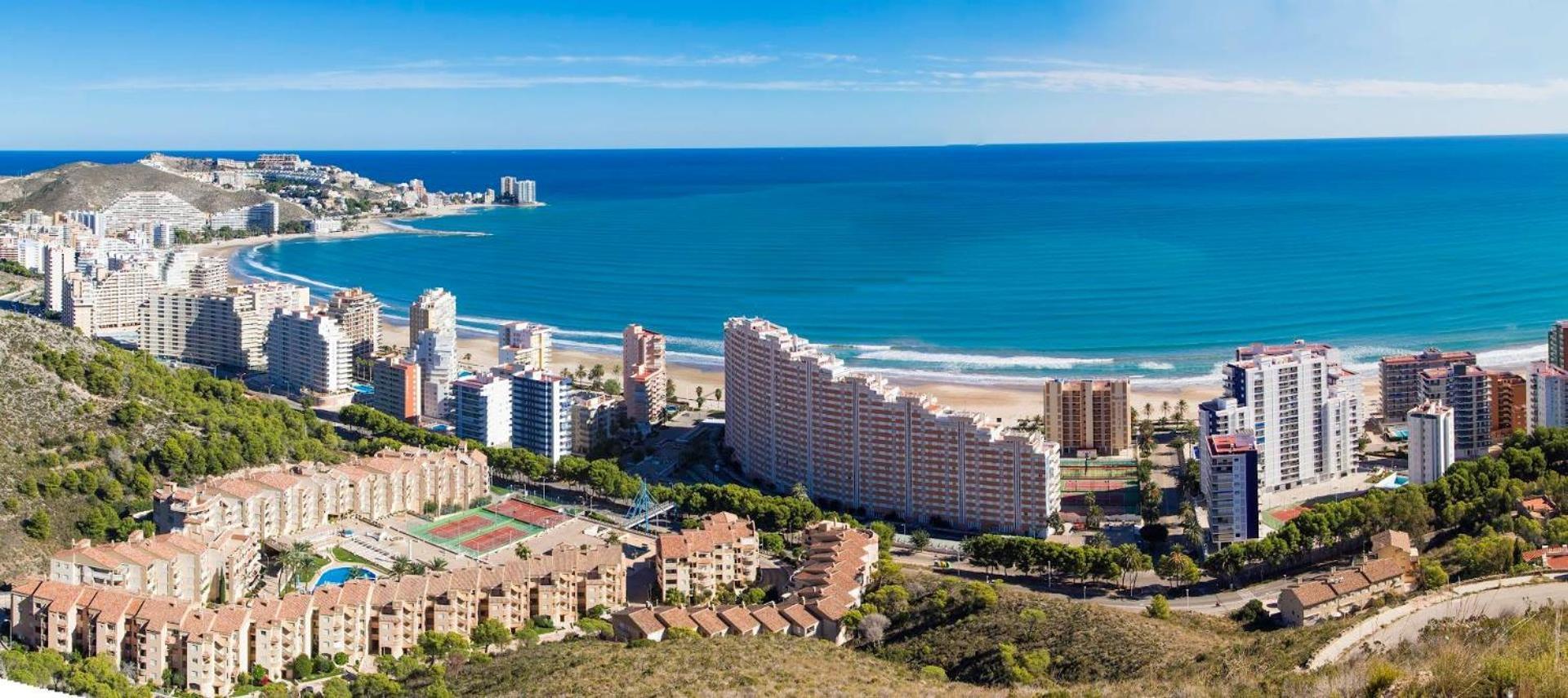 Royal - With Sea View & Terrace Apartment