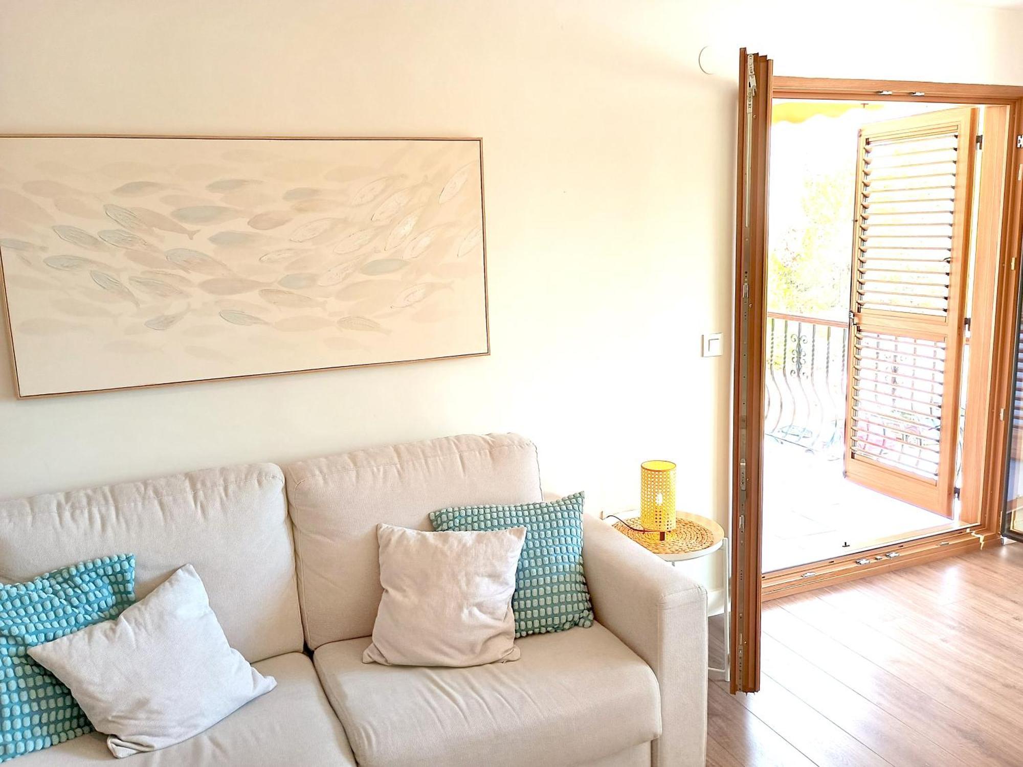 Royal - With Sea View & Terrace Apartment *