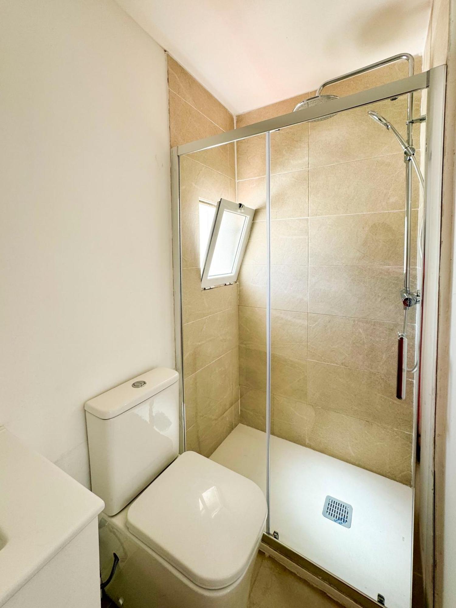 Hawkins Costa 2b Apartment *