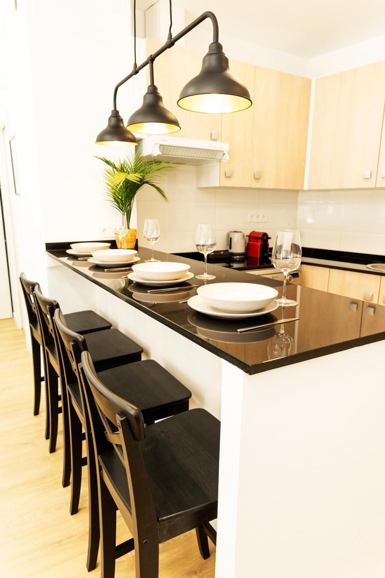 Cuatro Caminos Apartment *