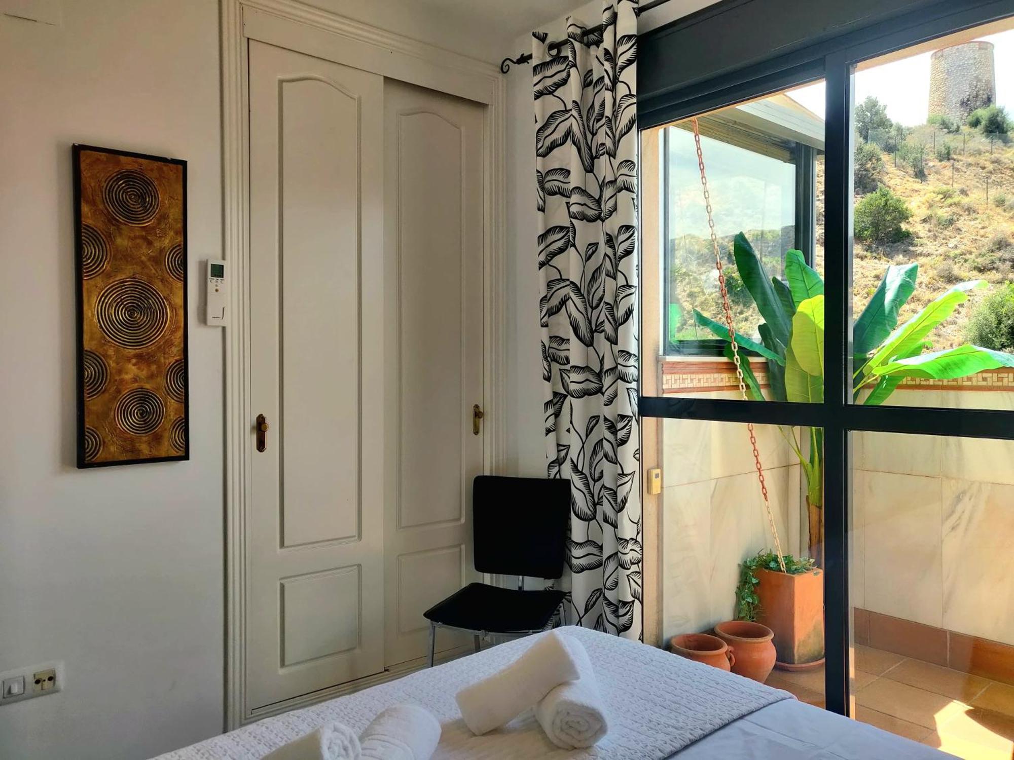 Lujoso Atico Con Vistas Al Mar, Piscina & Parking Apartment