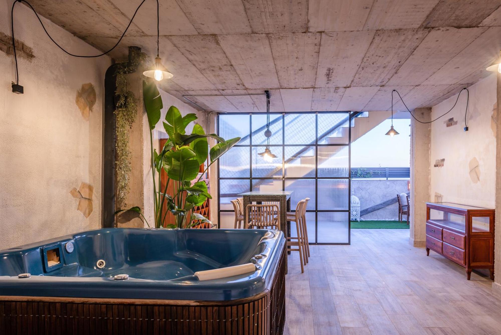 Сasa de vacaciones Casa Penalisa Con Chimenea, Barbacoa, Jacuzzi Y Vistas Panoramicas A Granada