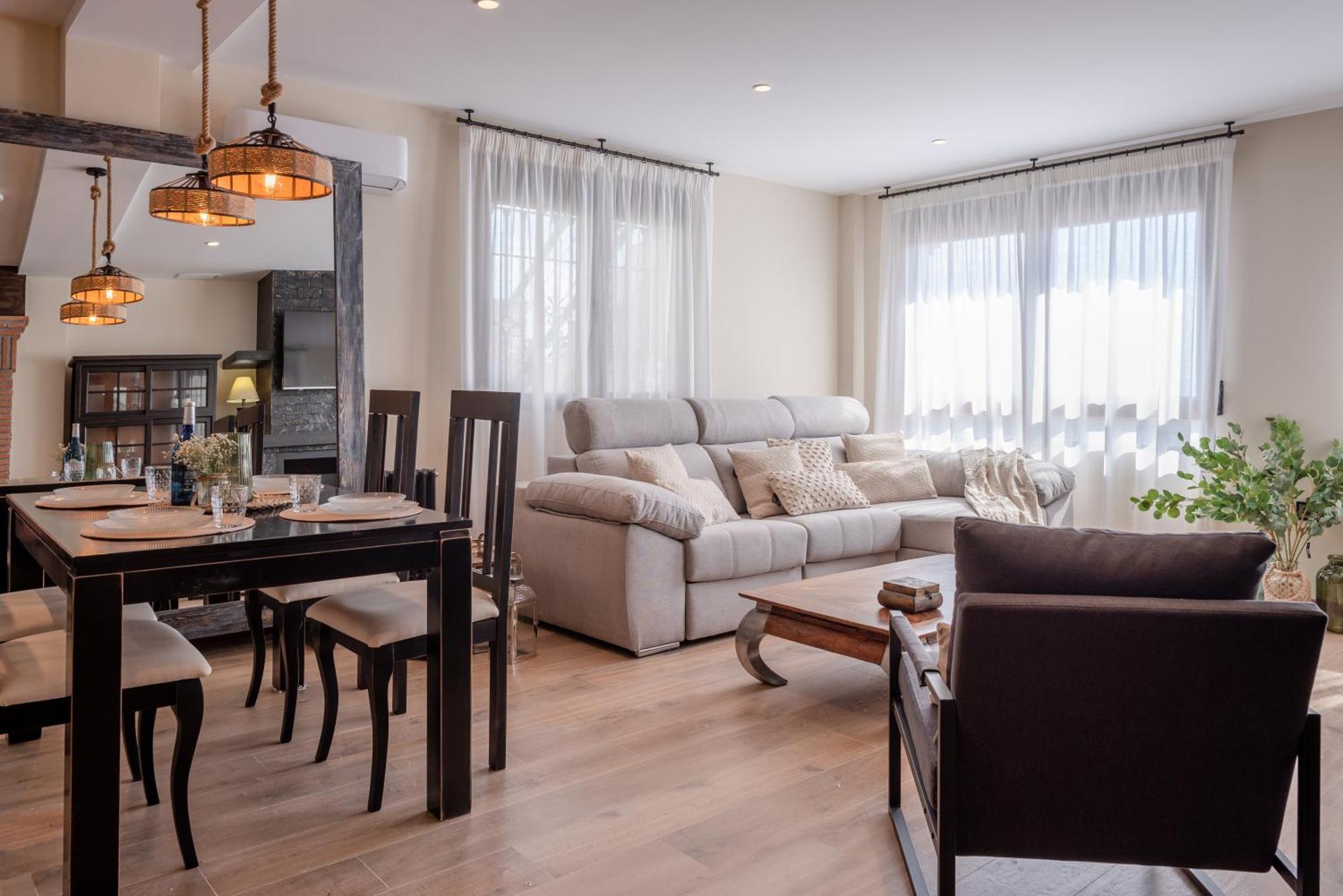 Сasa de vacaciones Casa Penalisa Con Chimenea, Barbacoa, Jacuzzi Y Vistas Panoramicas A Granada Alfacar