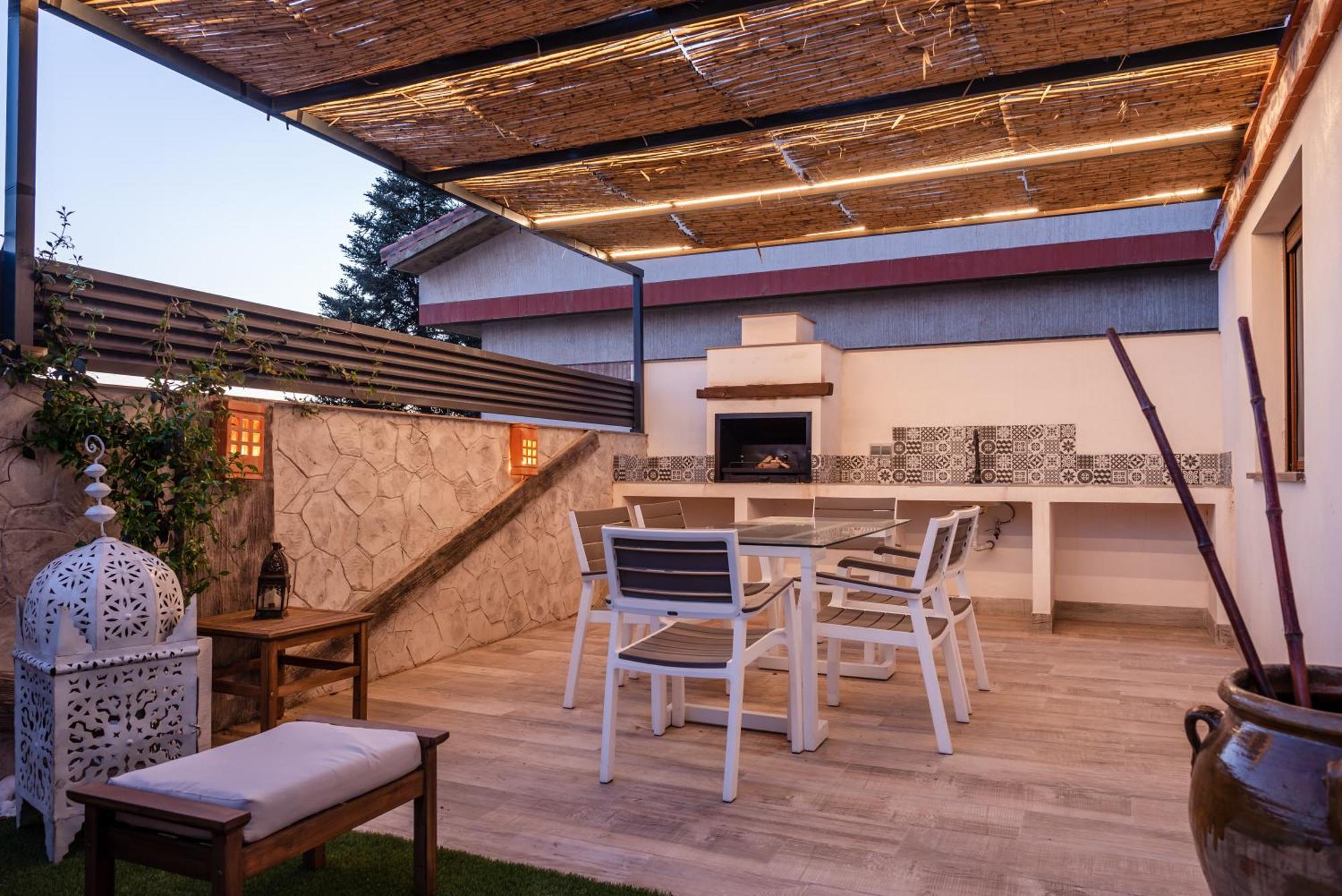 Casa Penalisa Con Chimenea, Barbacoa, Jacuzzi Y Vistas Panoramicas A Granada *