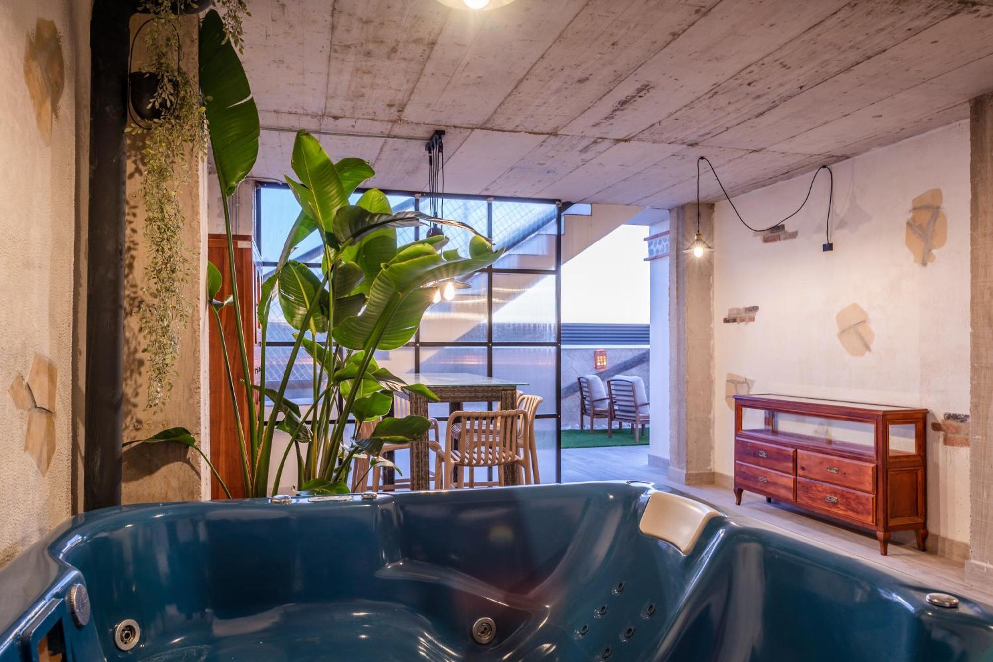 Сasa de vacaciones Casa Penalisa Con Chimenea, Barbacoa, Jacuzzi Y Vistas Panoramicas A Granada *