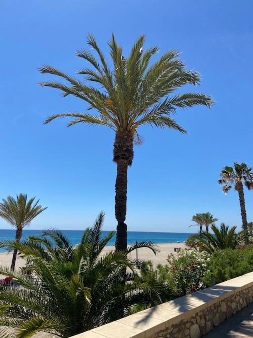 2 Bed Beachfront In