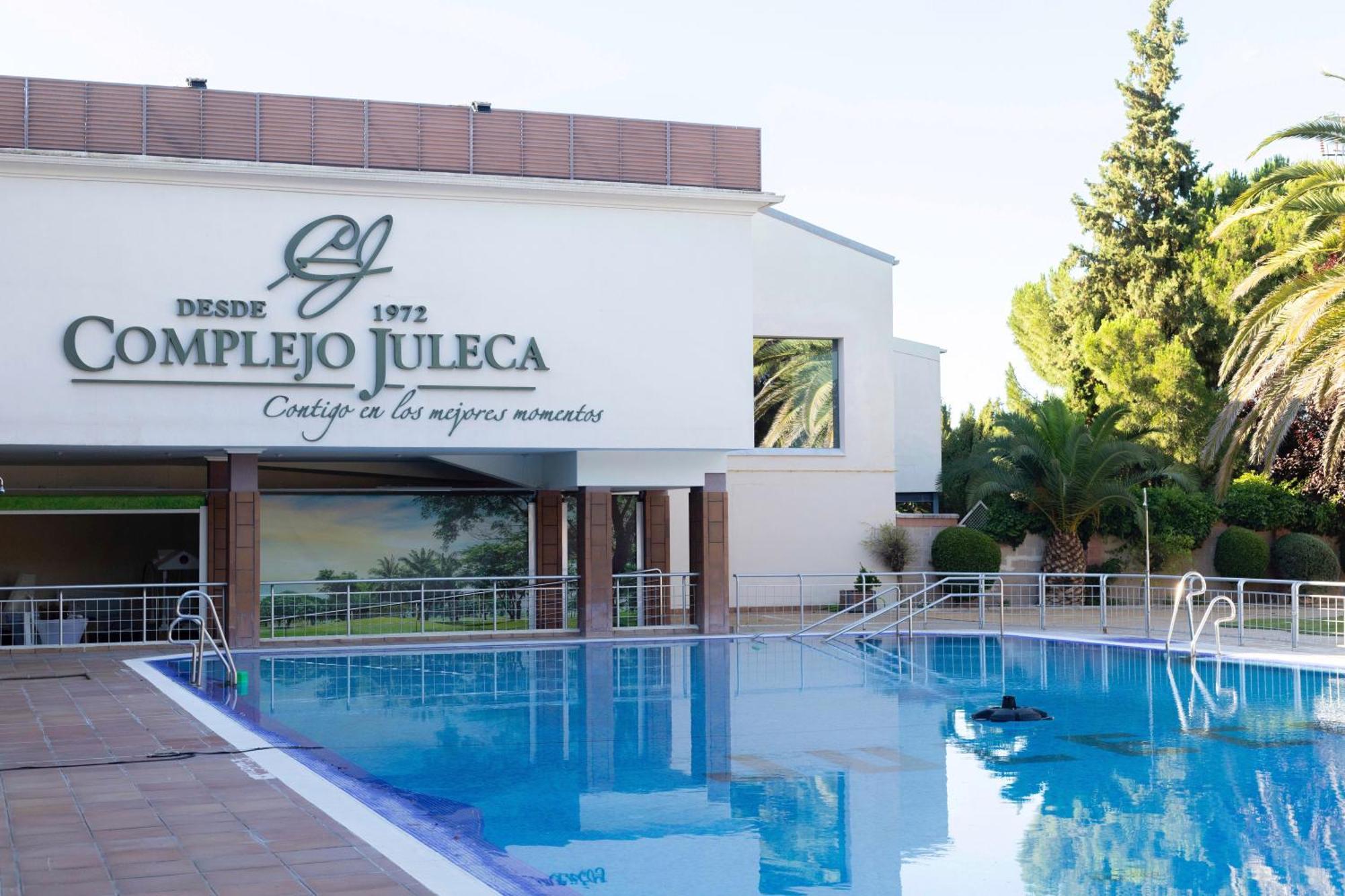 Juleca 3*