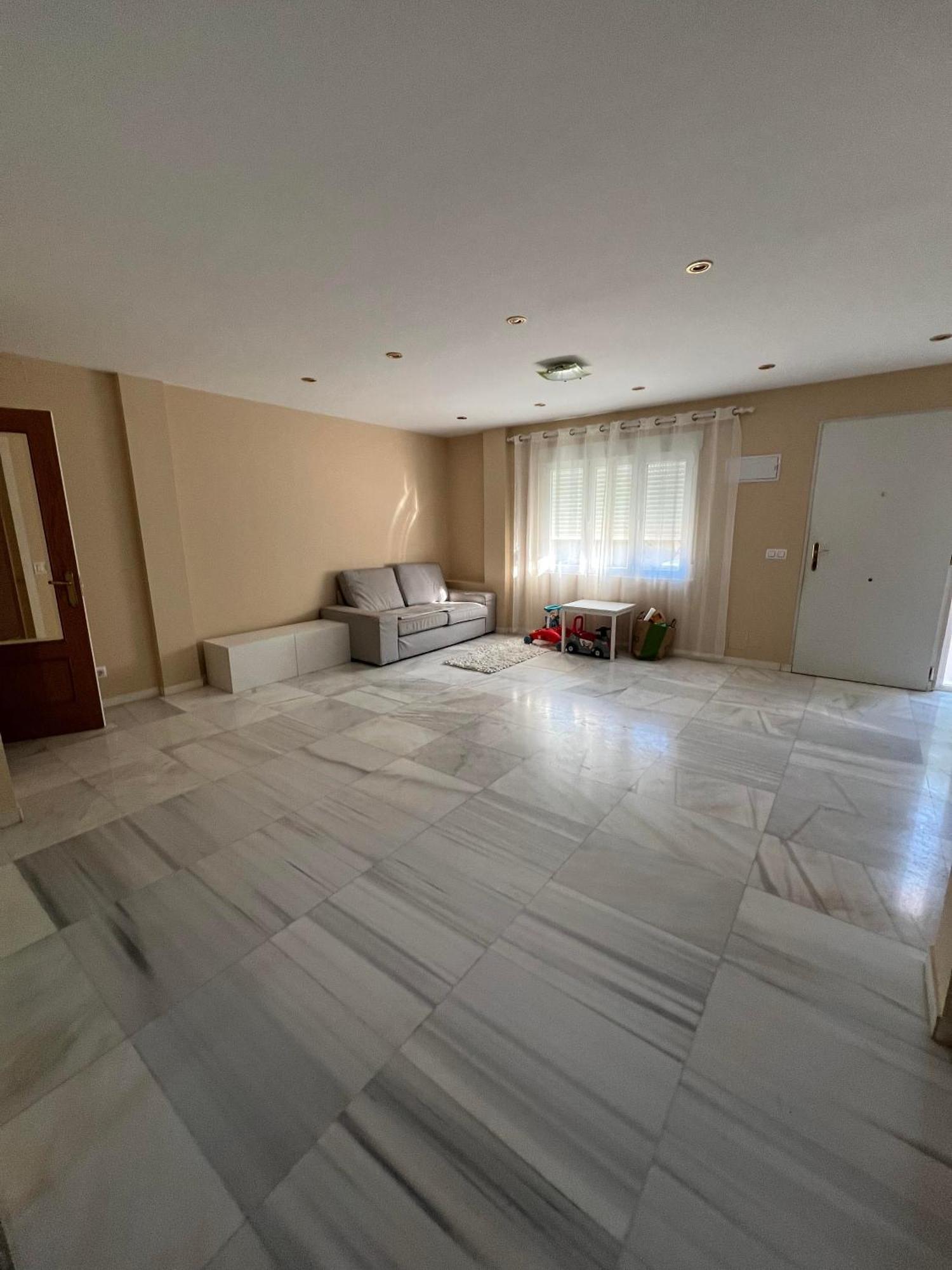 Estupenda En Afueras Holiday home *