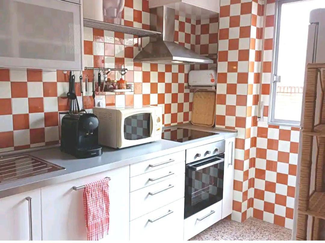 Plein Centre, Proche Et Port, Garage Apartamento Águilas