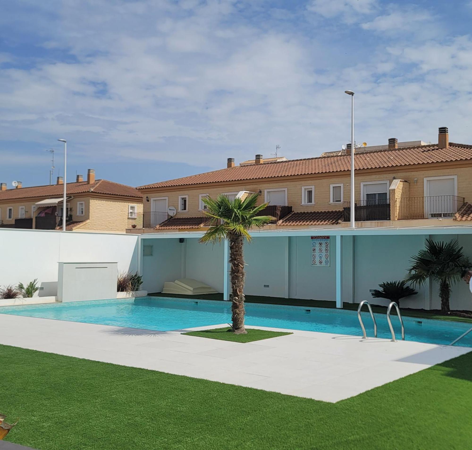 Apartment Beautiful House With A Roof Terrace *