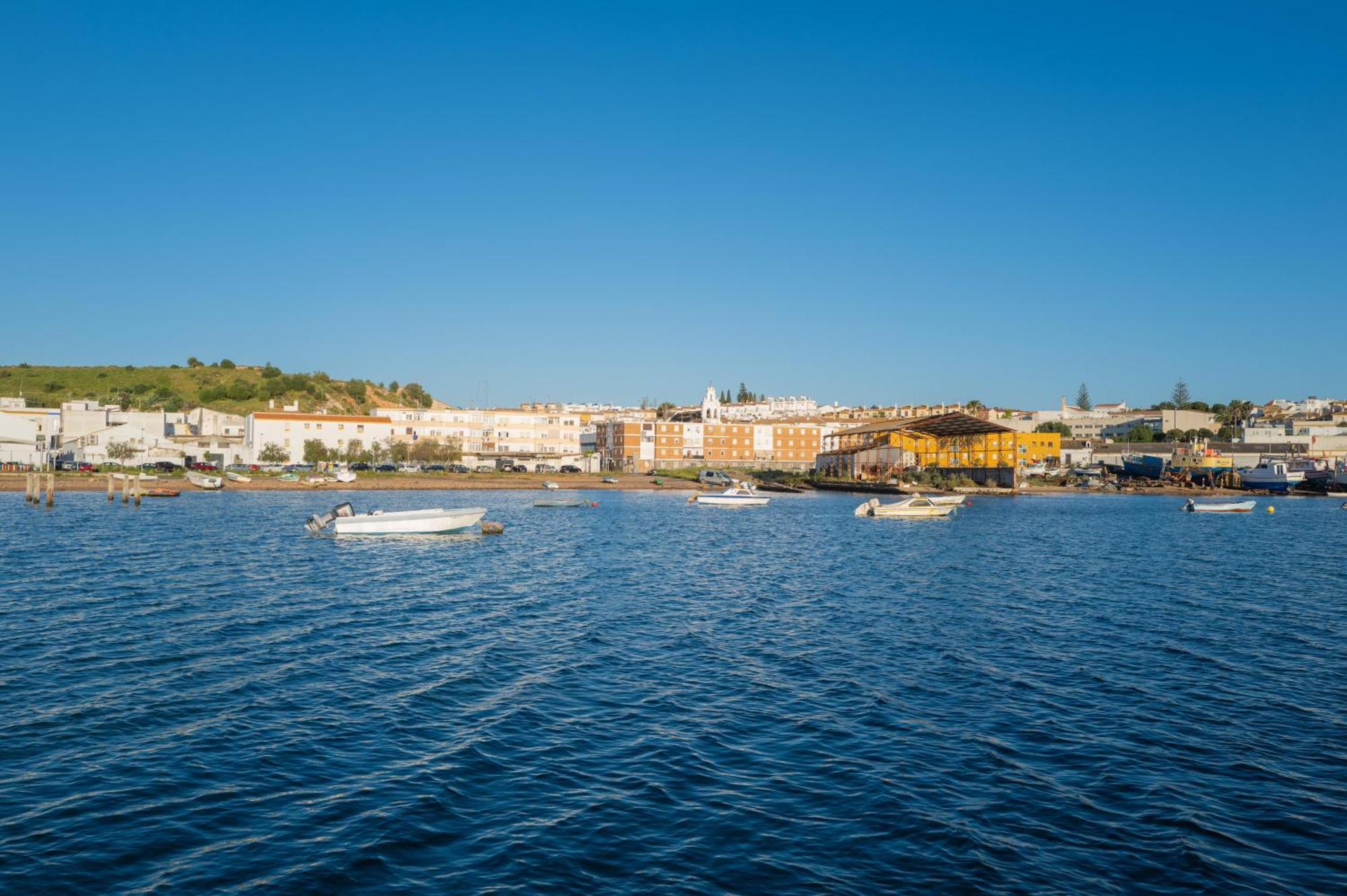 - Atico Isla Canela * Ayamonte