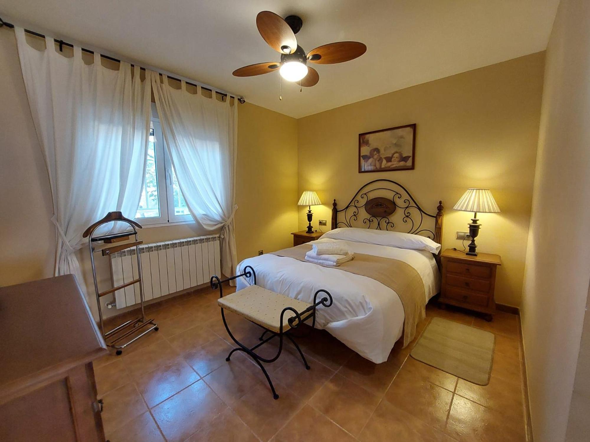 Country house El Raso Almoguera