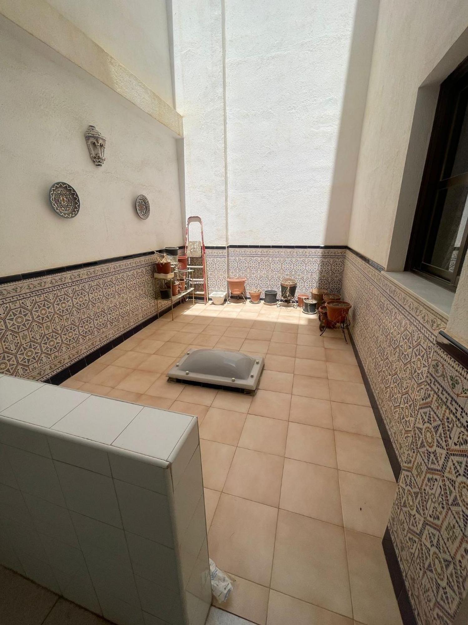 Vintage Apartment