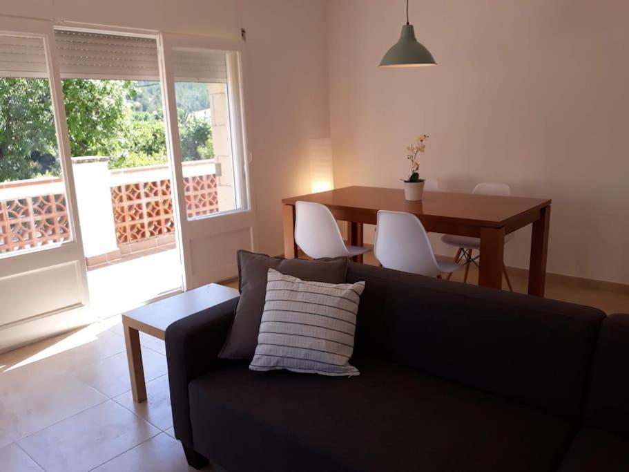 Alt Penedes, Terra De Vinya, Sol, Aigua I Muntanya Apartment