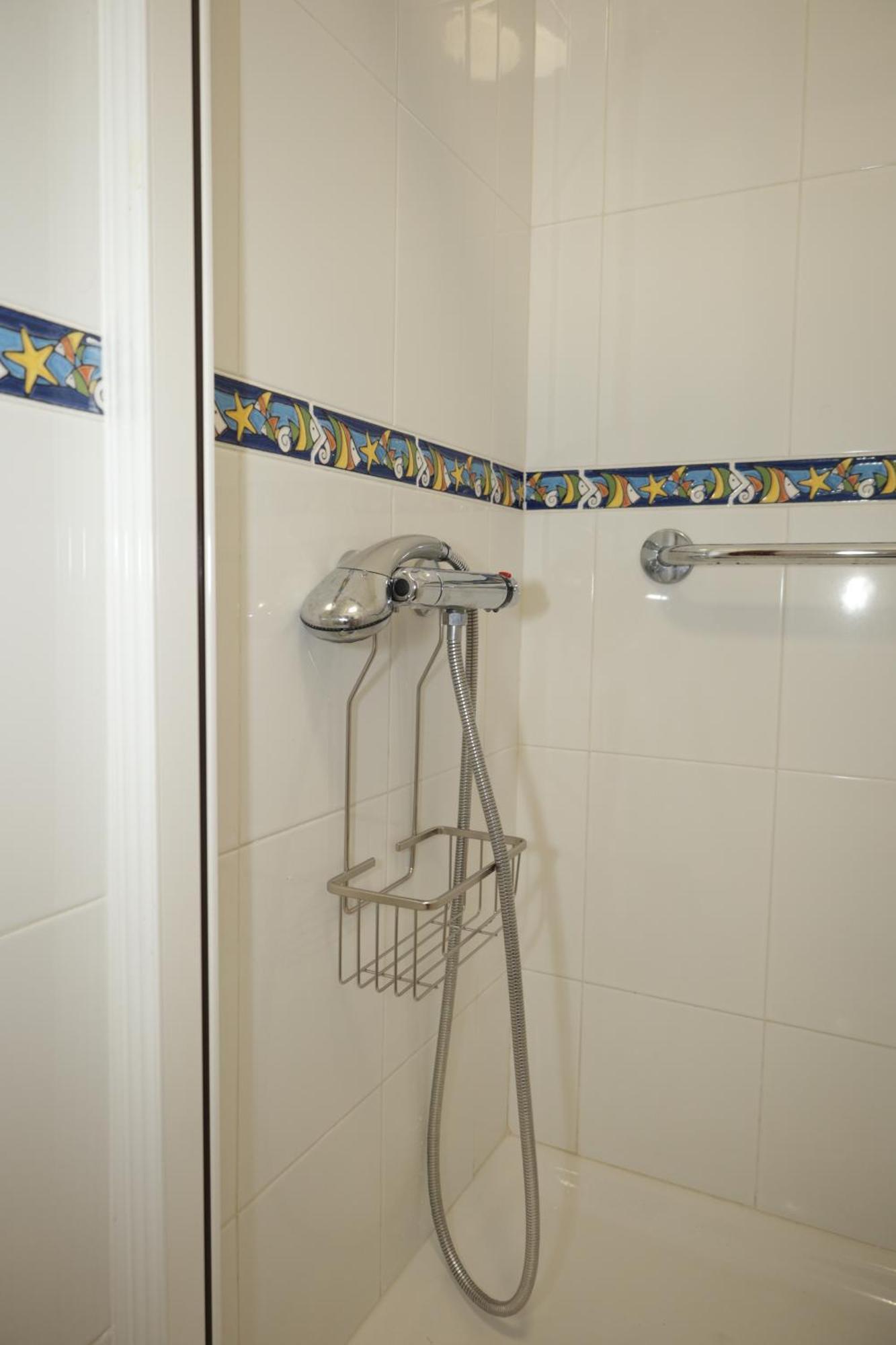Apartamento Precioso Con Patio *
