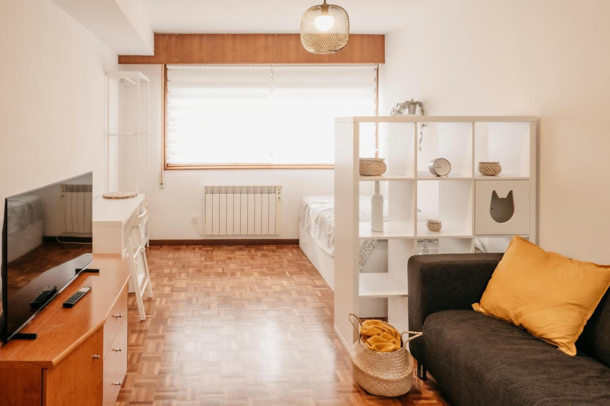 A Da Mina Nai Apartamento *