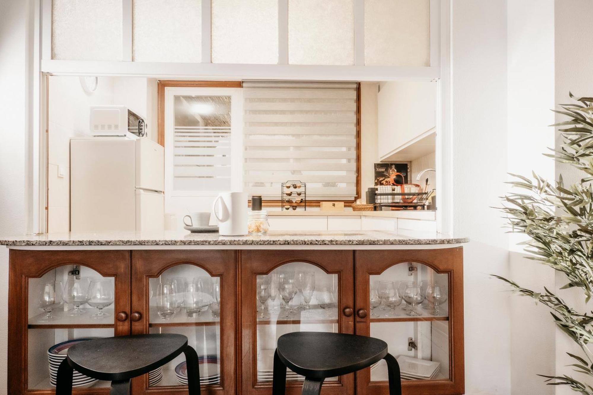 A Da Mina Nai Apartamento