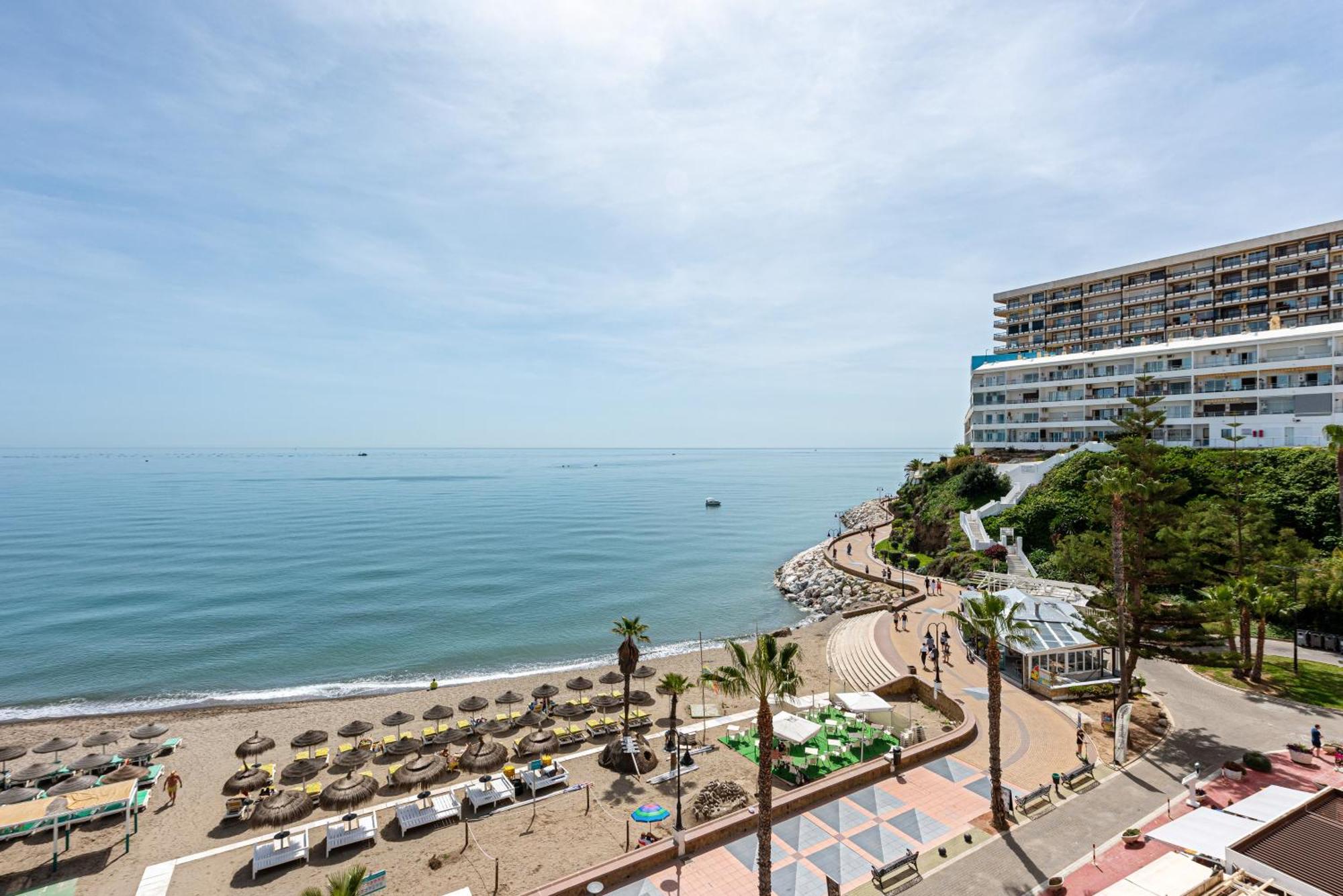 Roca Private Swimming Pool Parking Apartment *