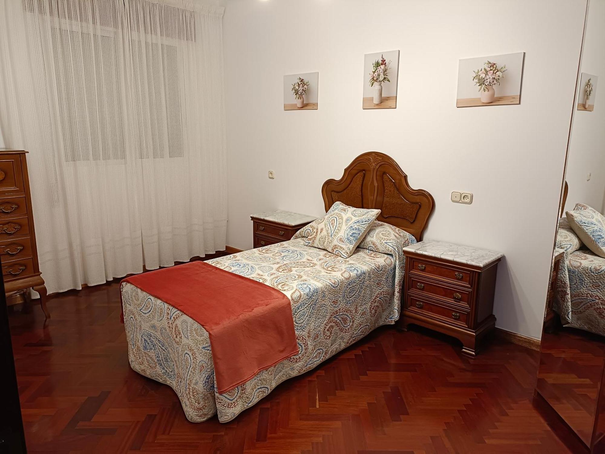 Apartamento Piso Colon De Monforte *
