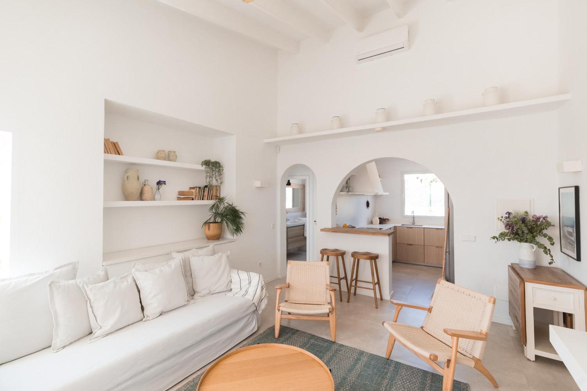 Binivento- Lovely With Pool Near The Villa *
