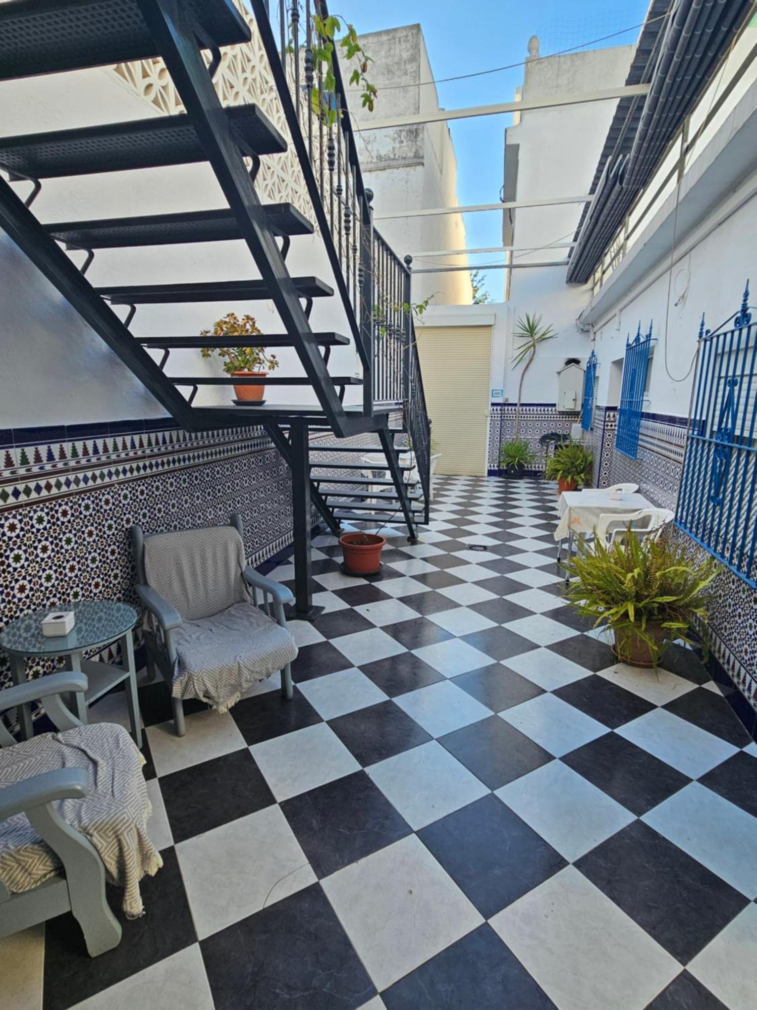 Sevillana Costa Guest house *