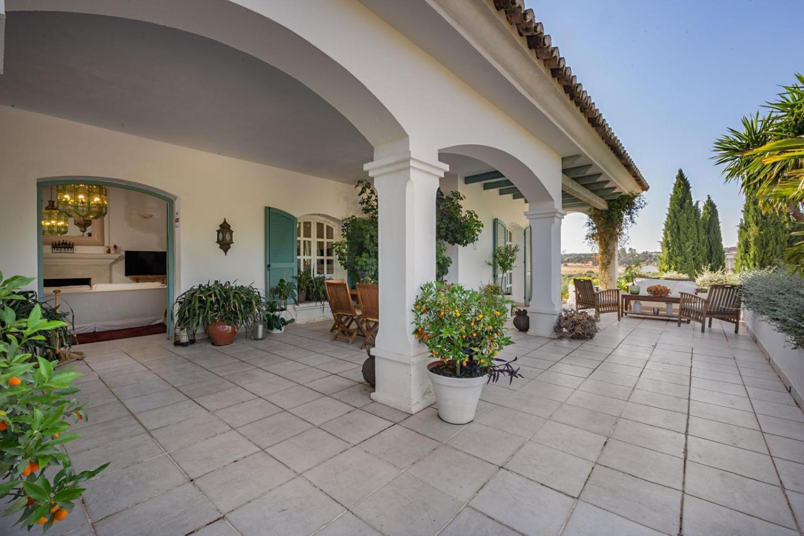 Finca Las Piedras, La Parchite, * Ronda