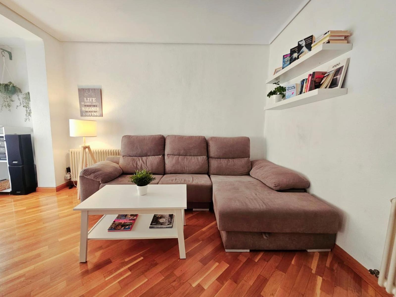 Apartamento Centrico Y Luminoso Cerca De La Playa. Apartamento