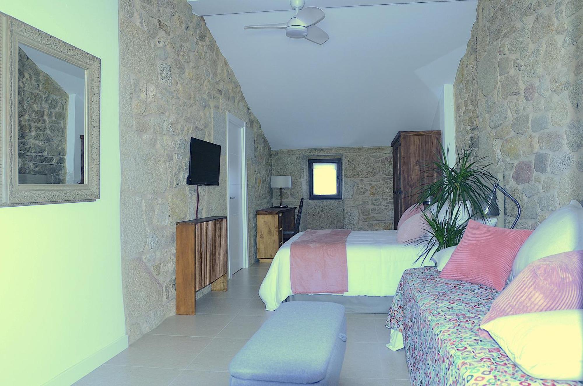 Pedras Vellas Coaxe