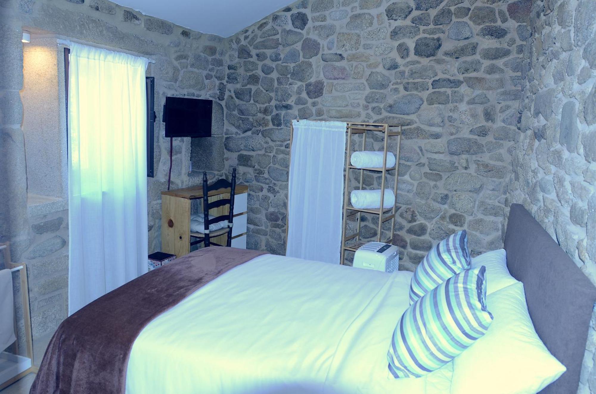 Pedras Vellas Coaxe