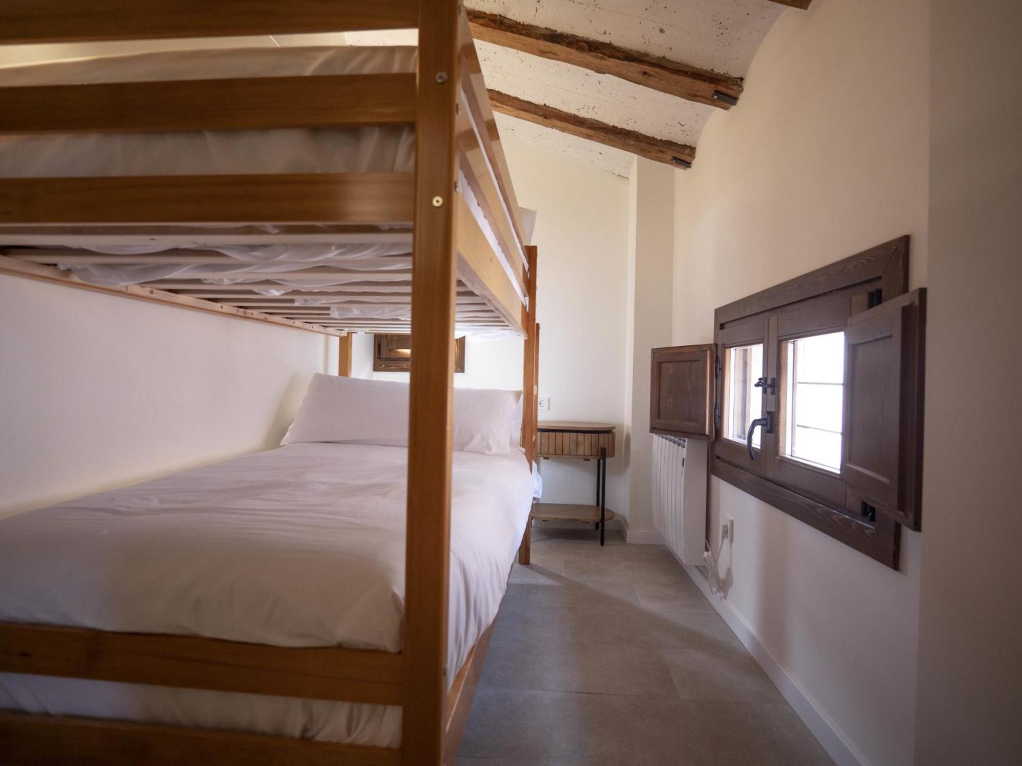 La Casa Amarilla Enebro Apartamento *