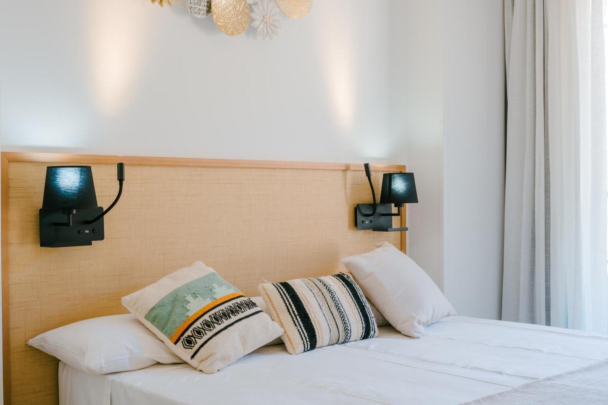 Coast By Mij Hotel 3*