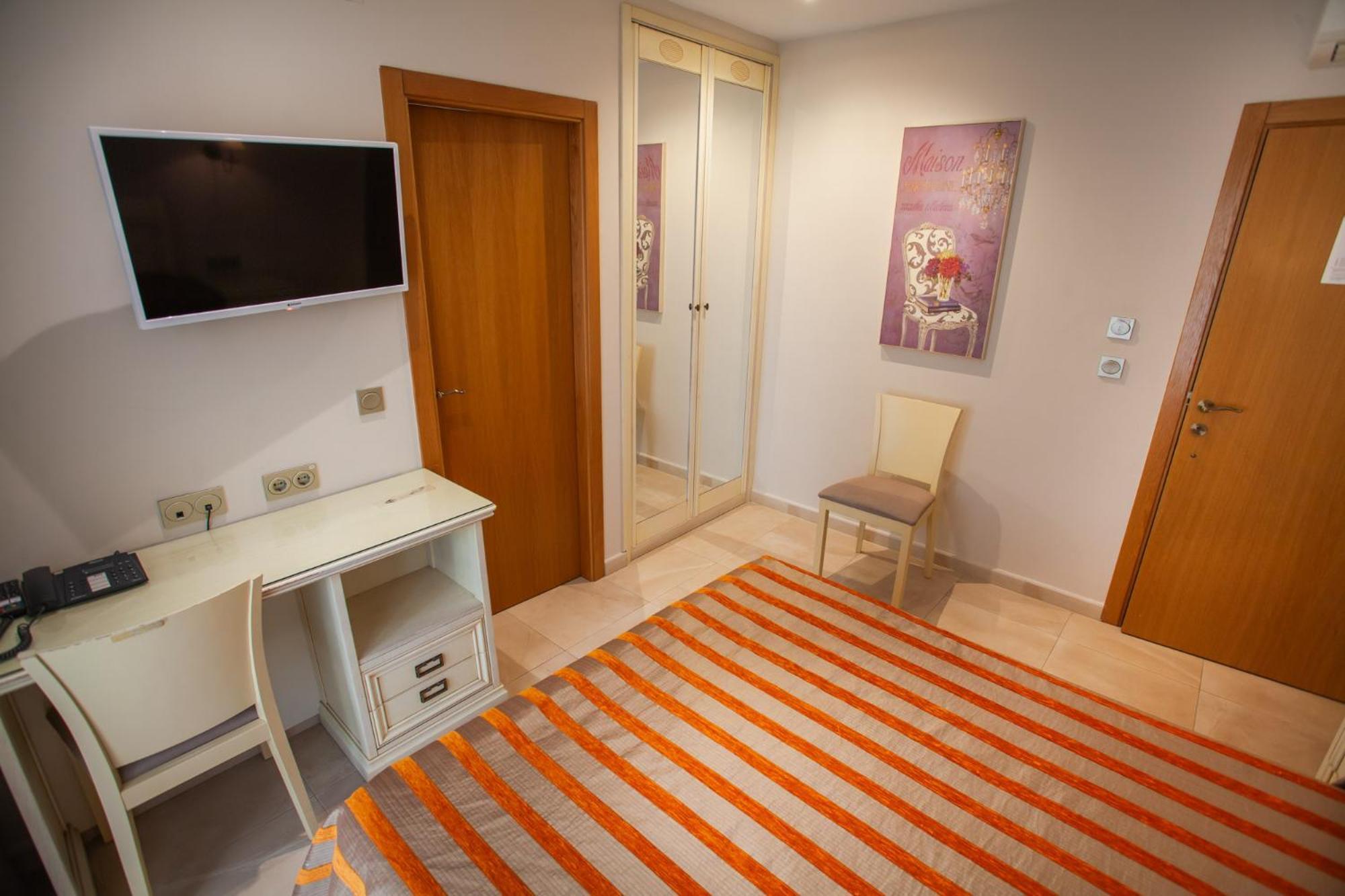 Versalles 3*