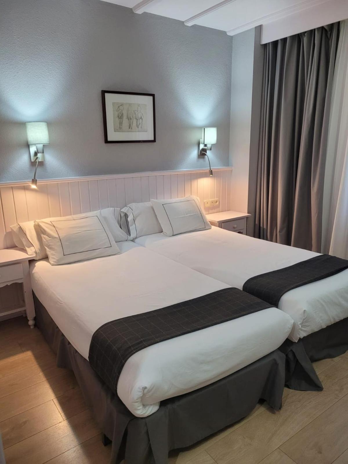 Ribaeta Hotel