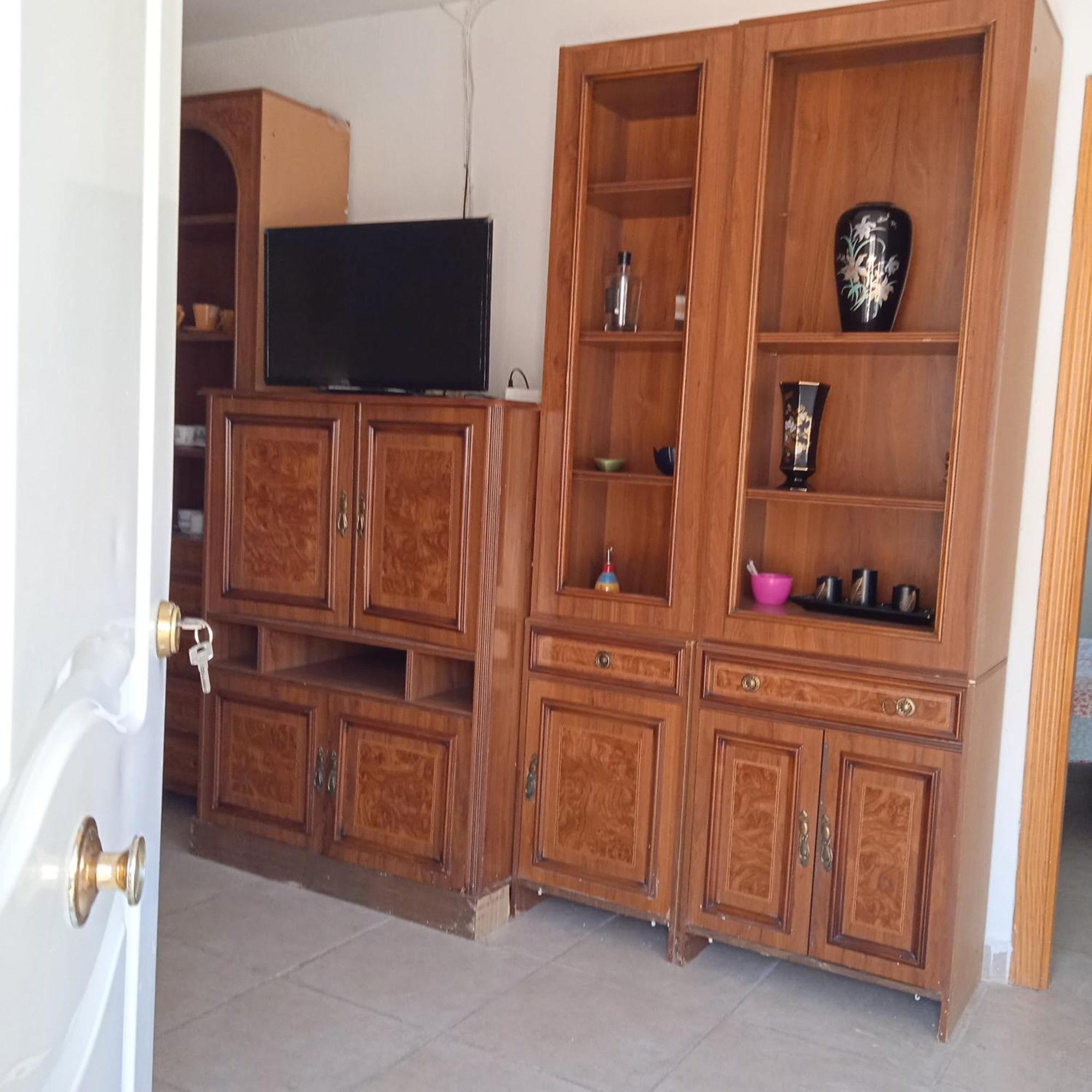 Charming House In With Full Amenities
