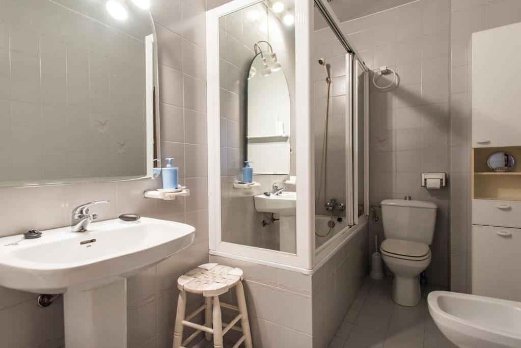 Casa Soleada En Calle Tranquila Sevilla
