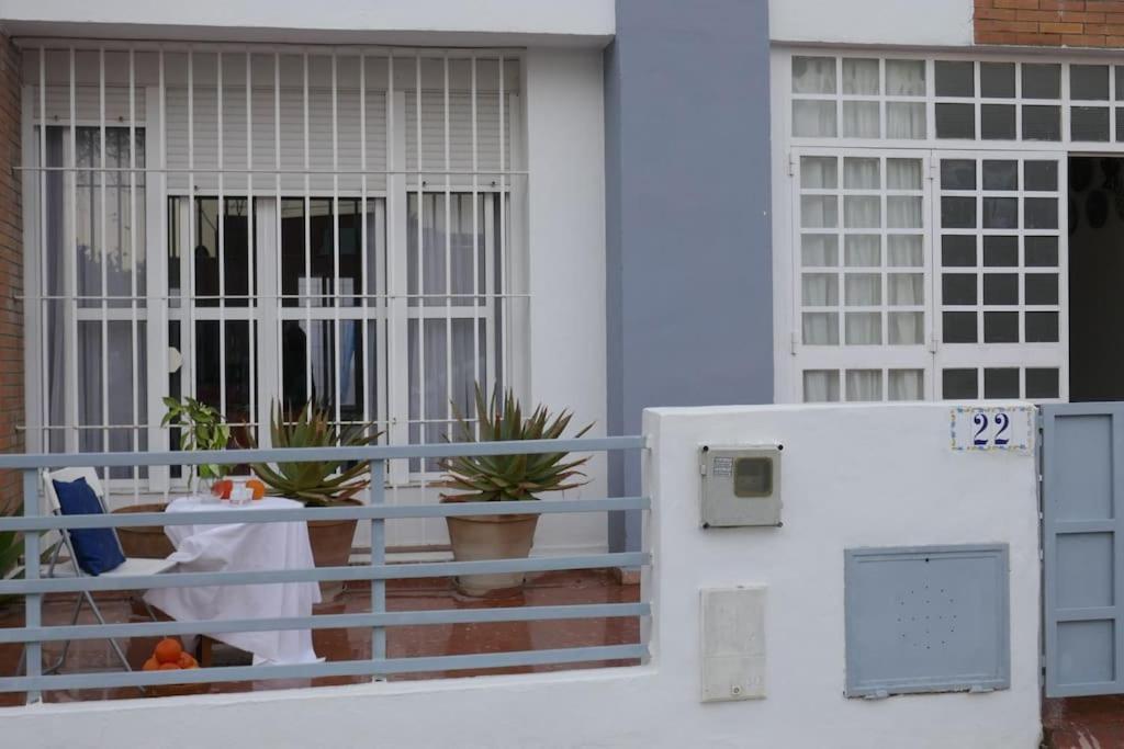 Casa Soleada En Calle Tranquila Сasa de vacaciones