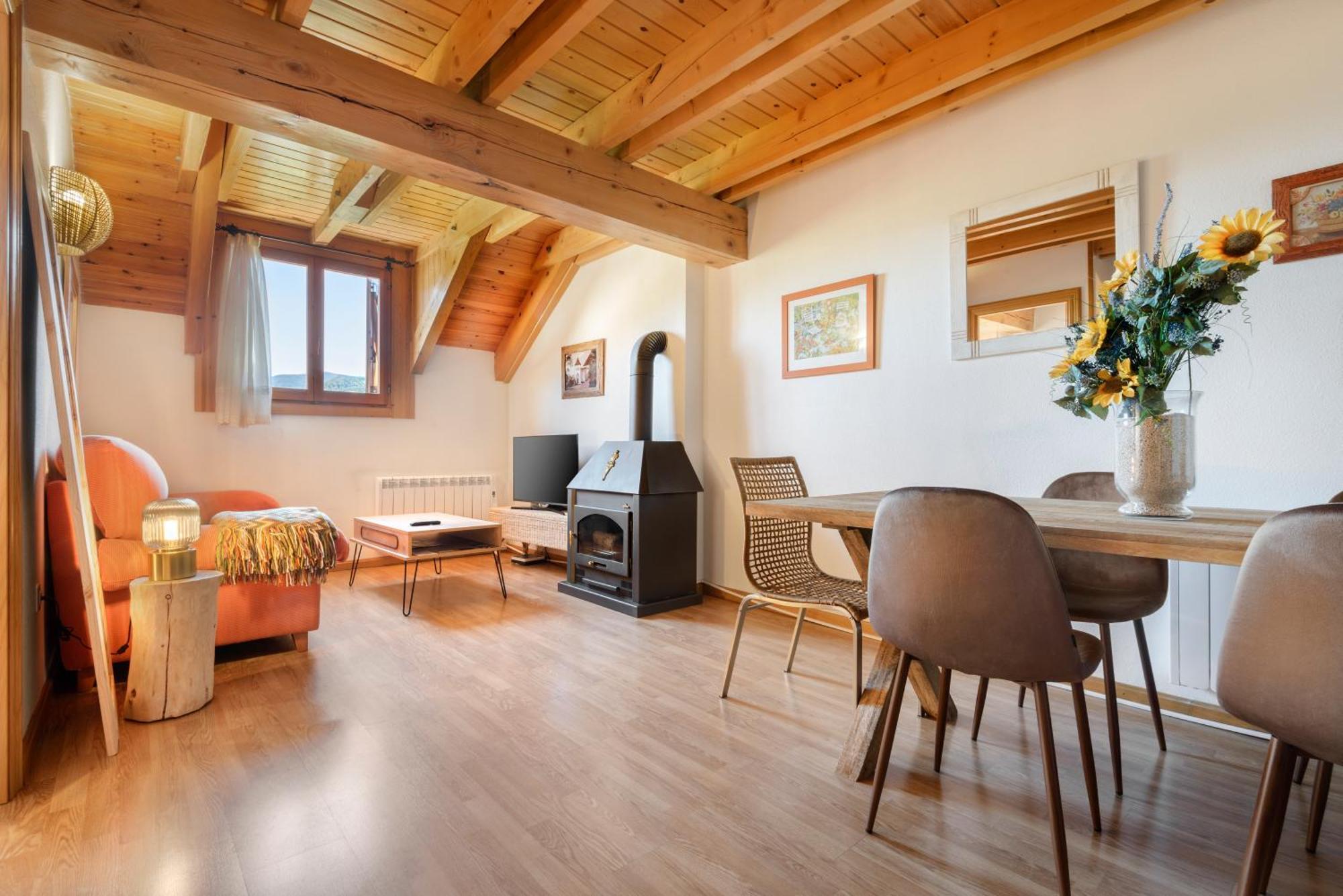 Apartment Atico Abuhardillado I Aire Acondicionado L Centrico L Garaje L Trastero I Wifi