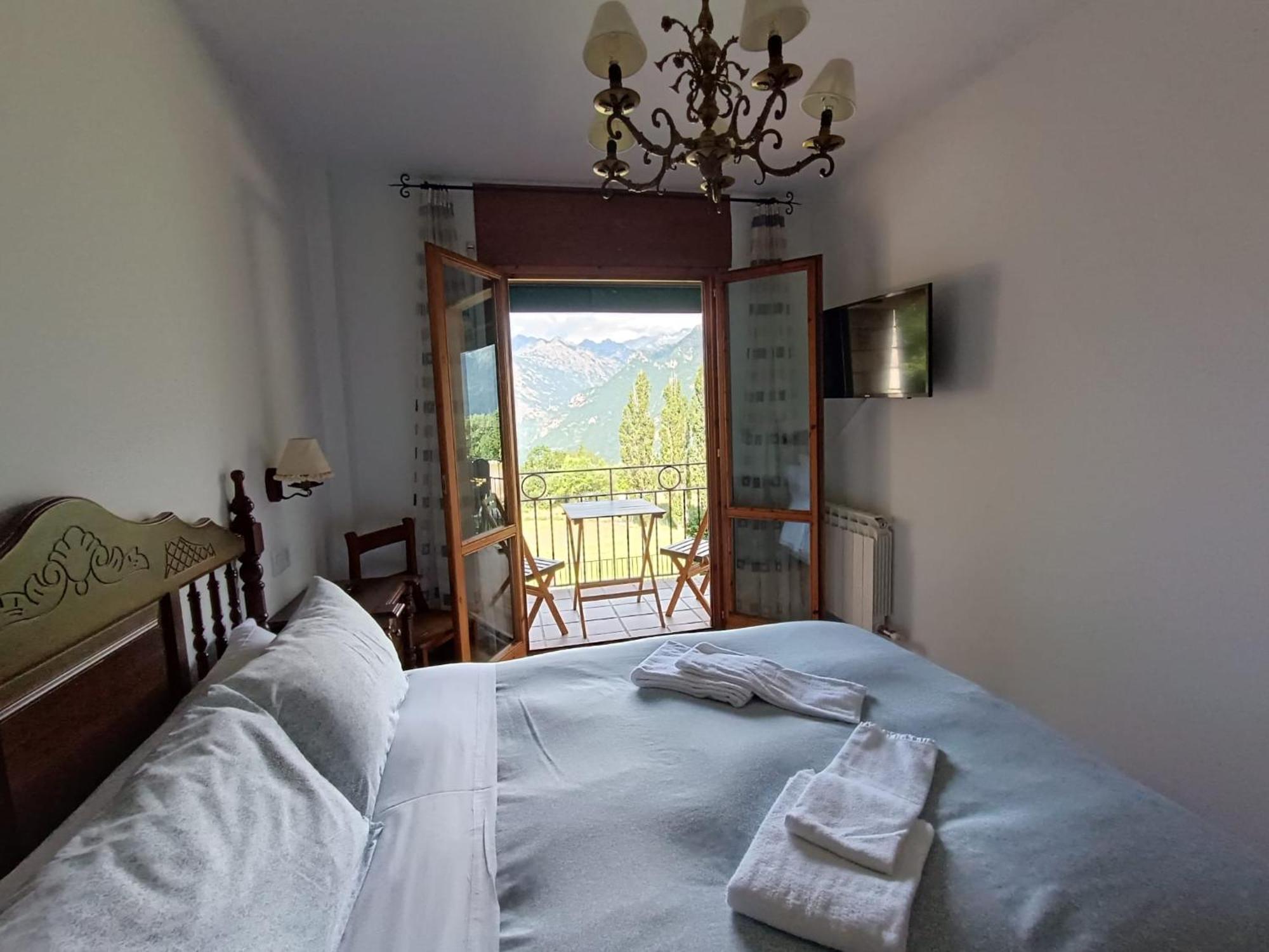 Mirador De -puro Pirineo Apartamento *