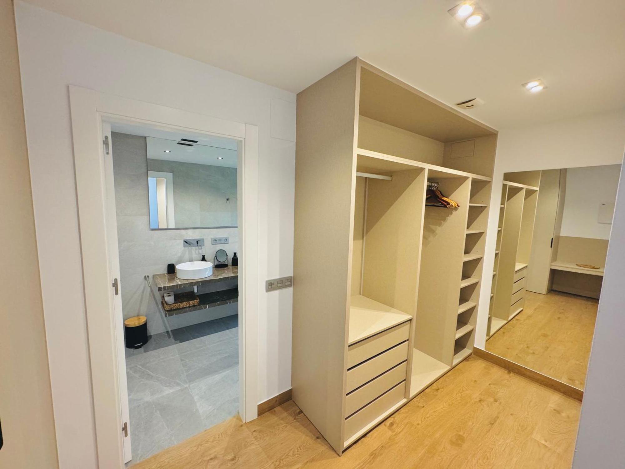Pueblo Evita Premium Apartahotel