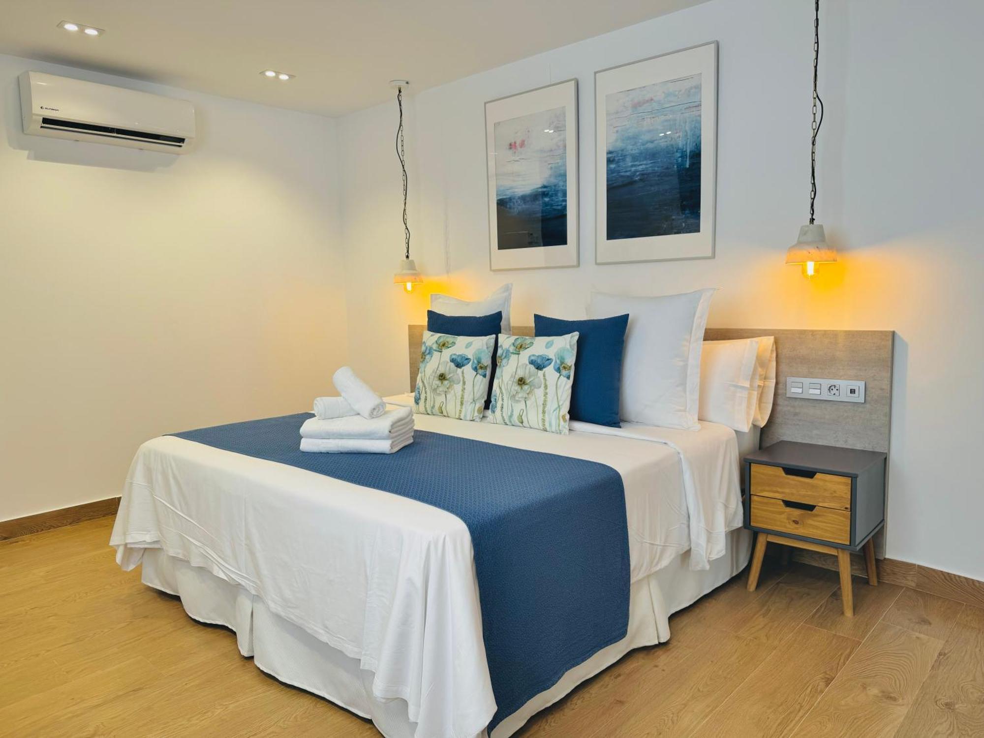 Apartahotel Pueblo Evita Premium Benalmádena