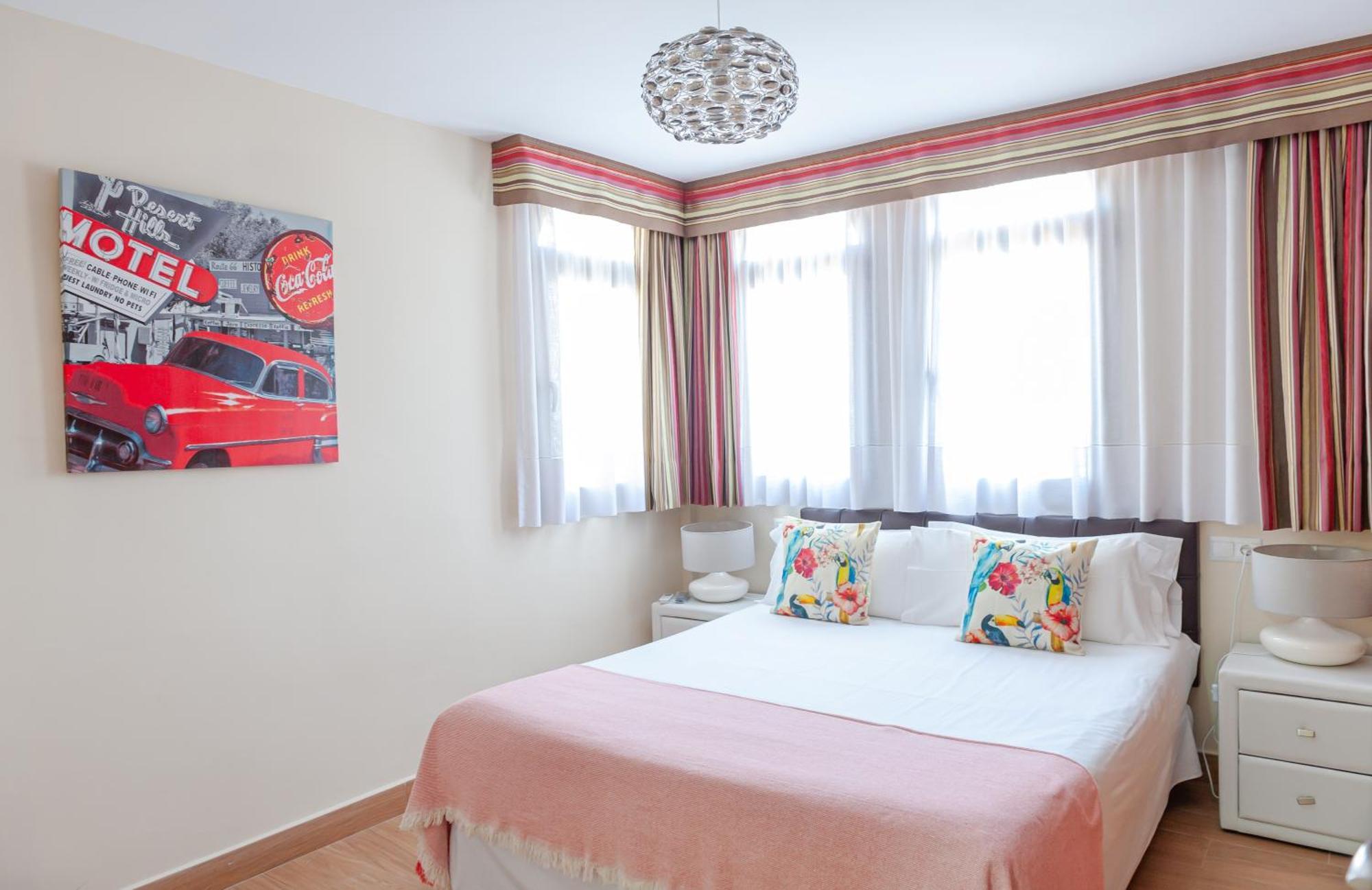 Pueblo Evita Premium Apartahotel *
