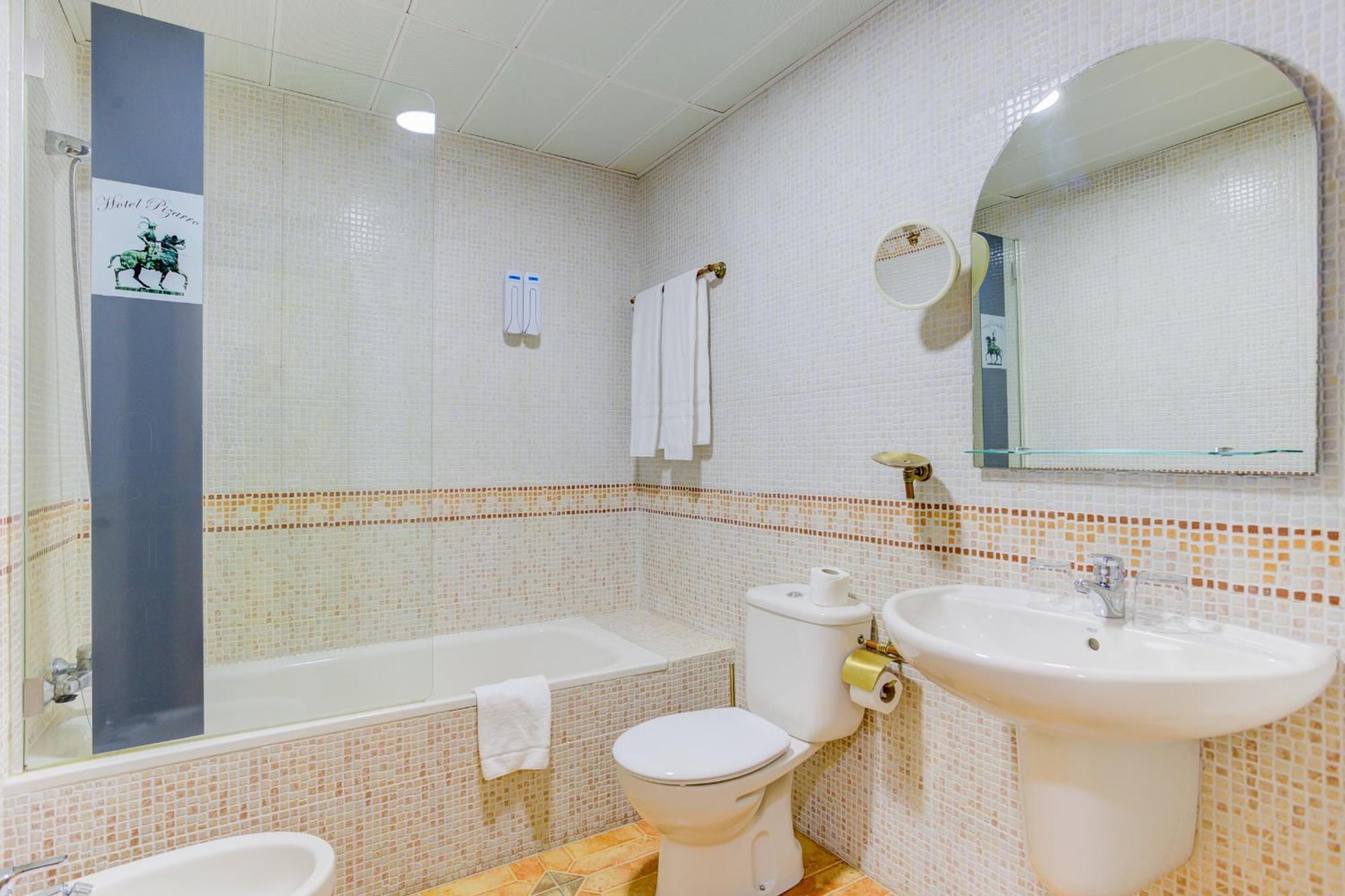 Pizarro Hotel 2*