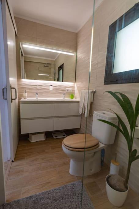 Apartment Relaxing Garden Cristianos Con Jacuzzi Y Barbacoa