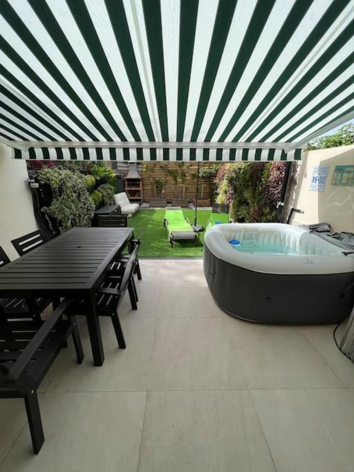 Relaxing Garden Cristianos Con Jacuzzi Y Barbacoa Apartment