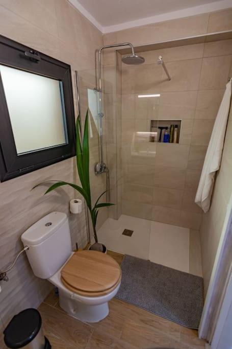 Relaxing Garden Cristianos Con Jacuzzi Y Barbacoa Apartment *