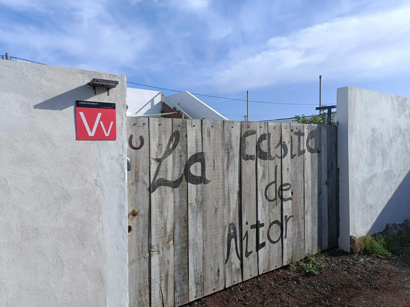 Holiday home La Casita De Aitor; Campo Y Playa En