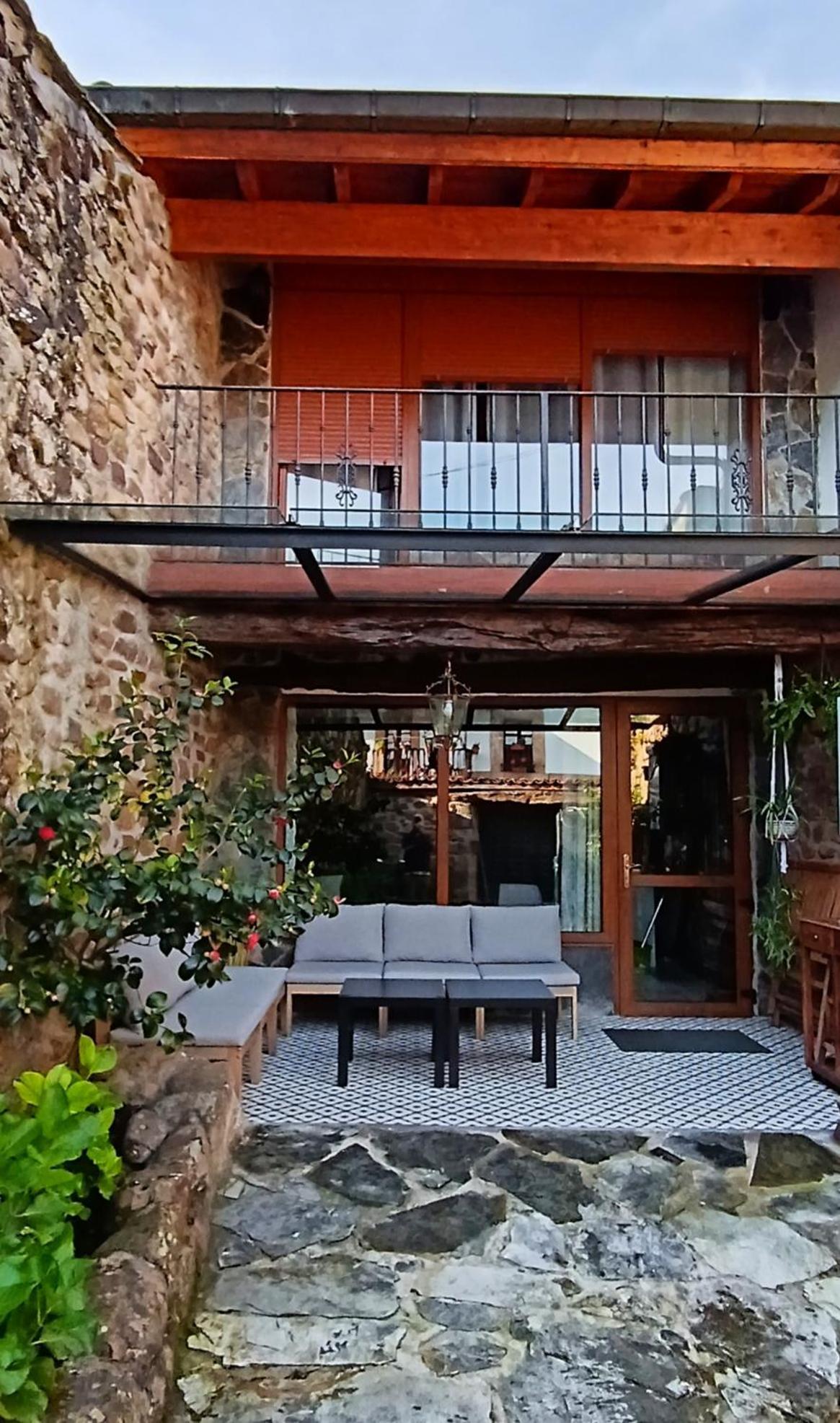 Casa El Envero Holiday home Saro
