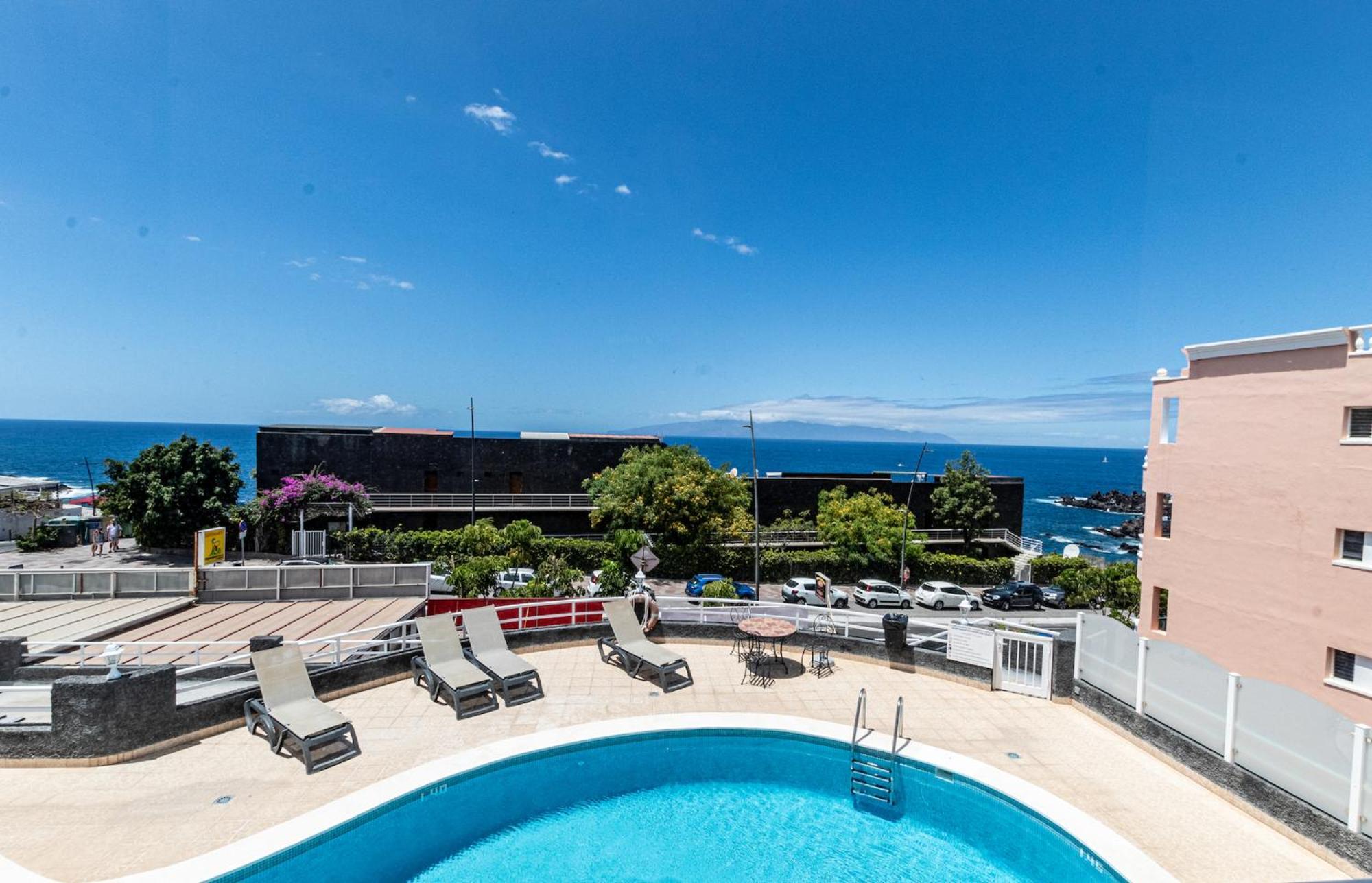Bright 2 Bedroom By Dream Homes Tenerife Apartamento Puerto de Santiago (Tenerife)